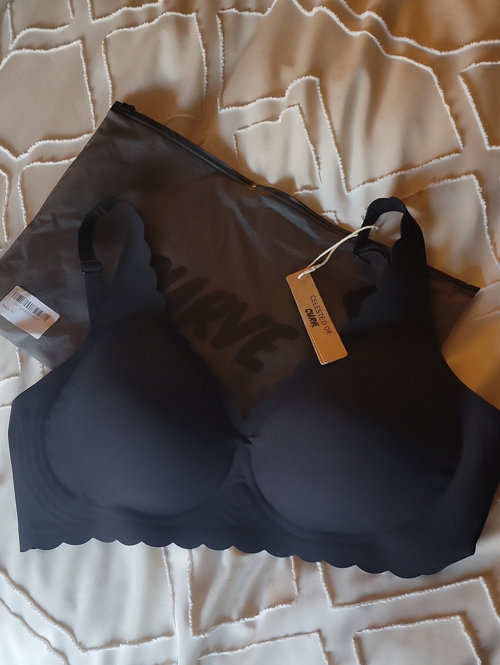 Celeste Black Scalloped Wireless Bra